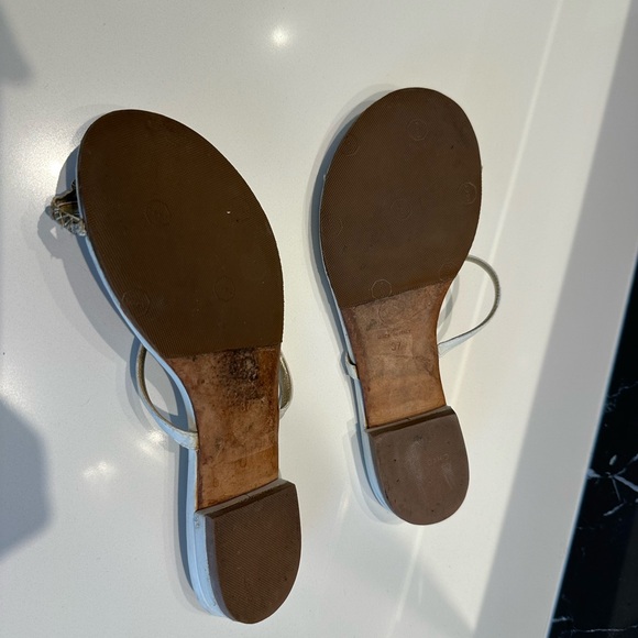 Chanel Sandals White and Gold size 37 - Picture 2 of 2